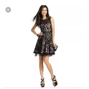 Betsy & Adam A Line Mini Dress V Back Tulle Lace Belted Size 6 Black Fairy Goth